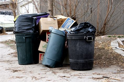 Garbage .